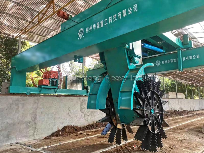 Large Wheel Compost Turning Machine